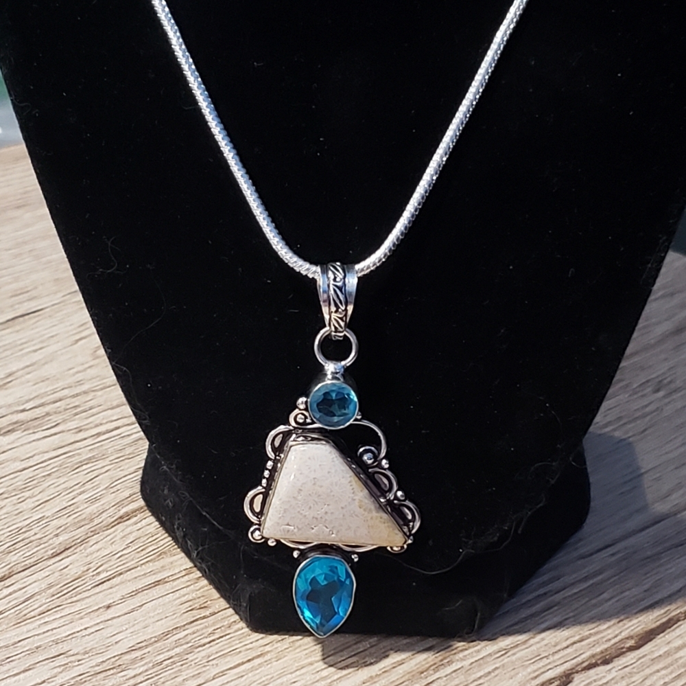Men's Fossil Coral Swiss Blue quartz silver Pendan